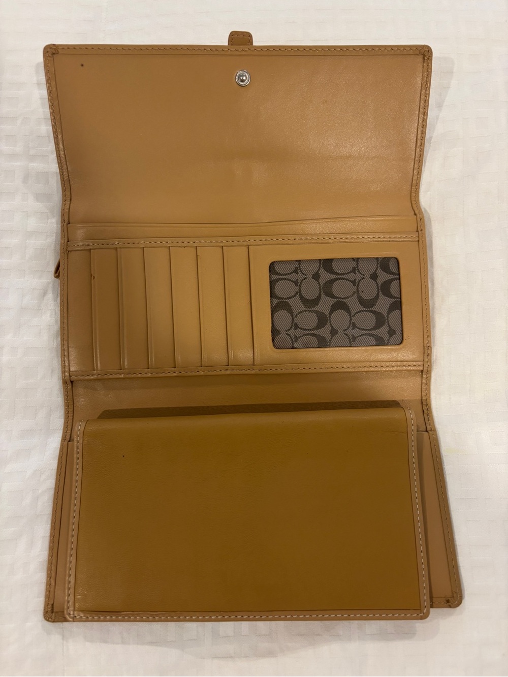 Coach Wallet - Picture 2 of 4